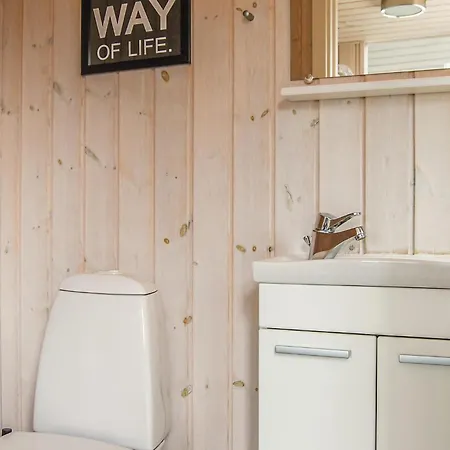 Gorgeous Home In Haderslev With Wifi *
